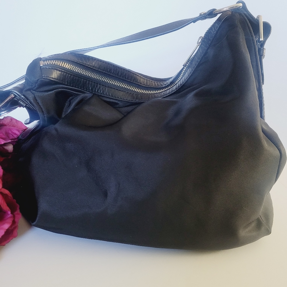 Lauren Ralph Lauren black nylon handbag - Picture 4 of 7